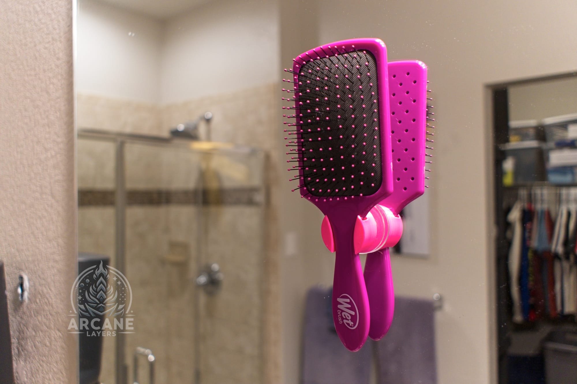 Wet Brush Suction Mount for Mirror/Glass